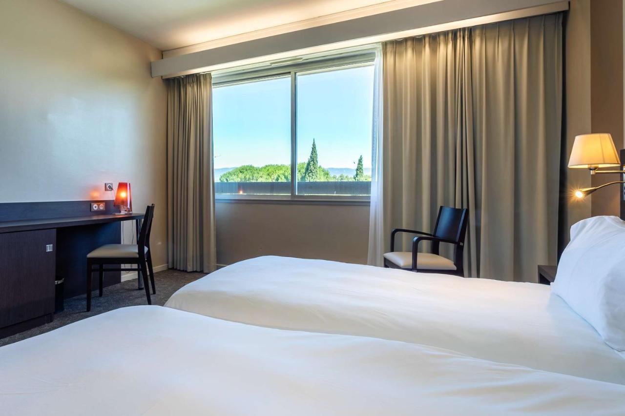Best Western Sevan Parc Hotel Pertuis Eksteriør billede