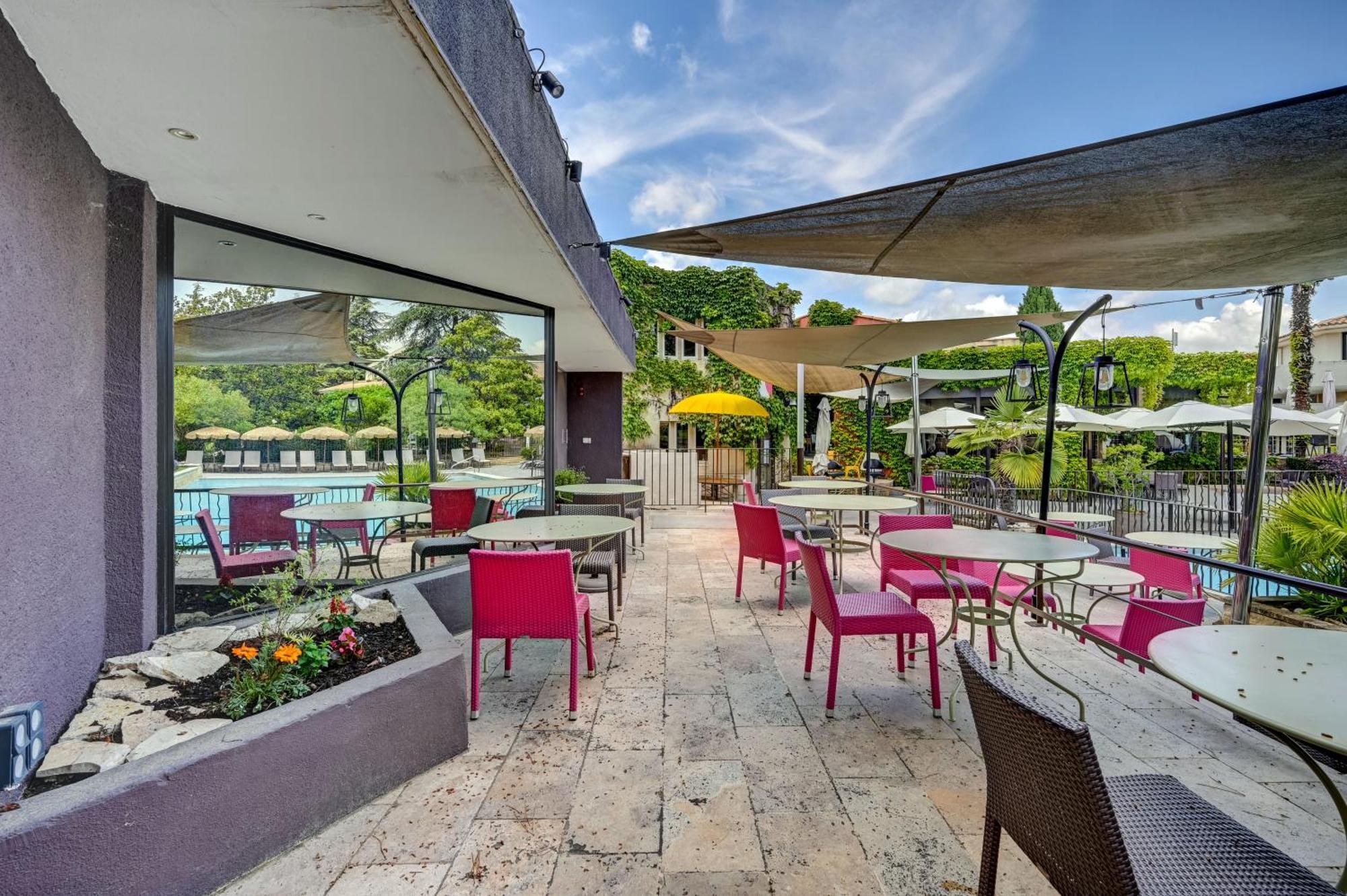 Best Western Sevan Parc Hotel Pertuis Eksteriør billede