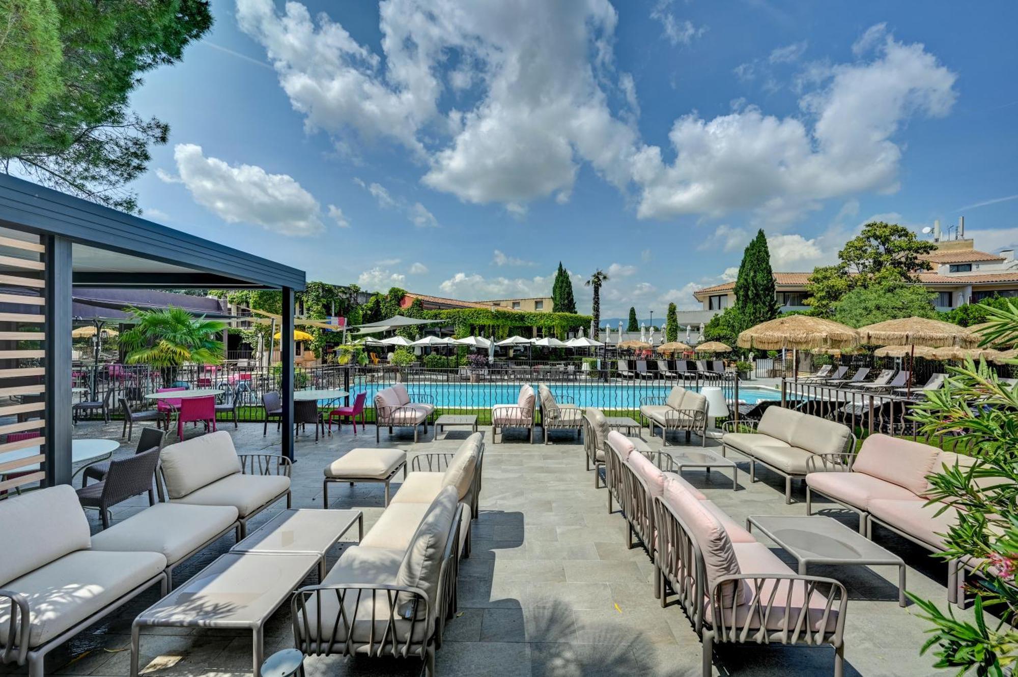 Best Western Sevan Parc Hotel Pertuis Eksteriør billede