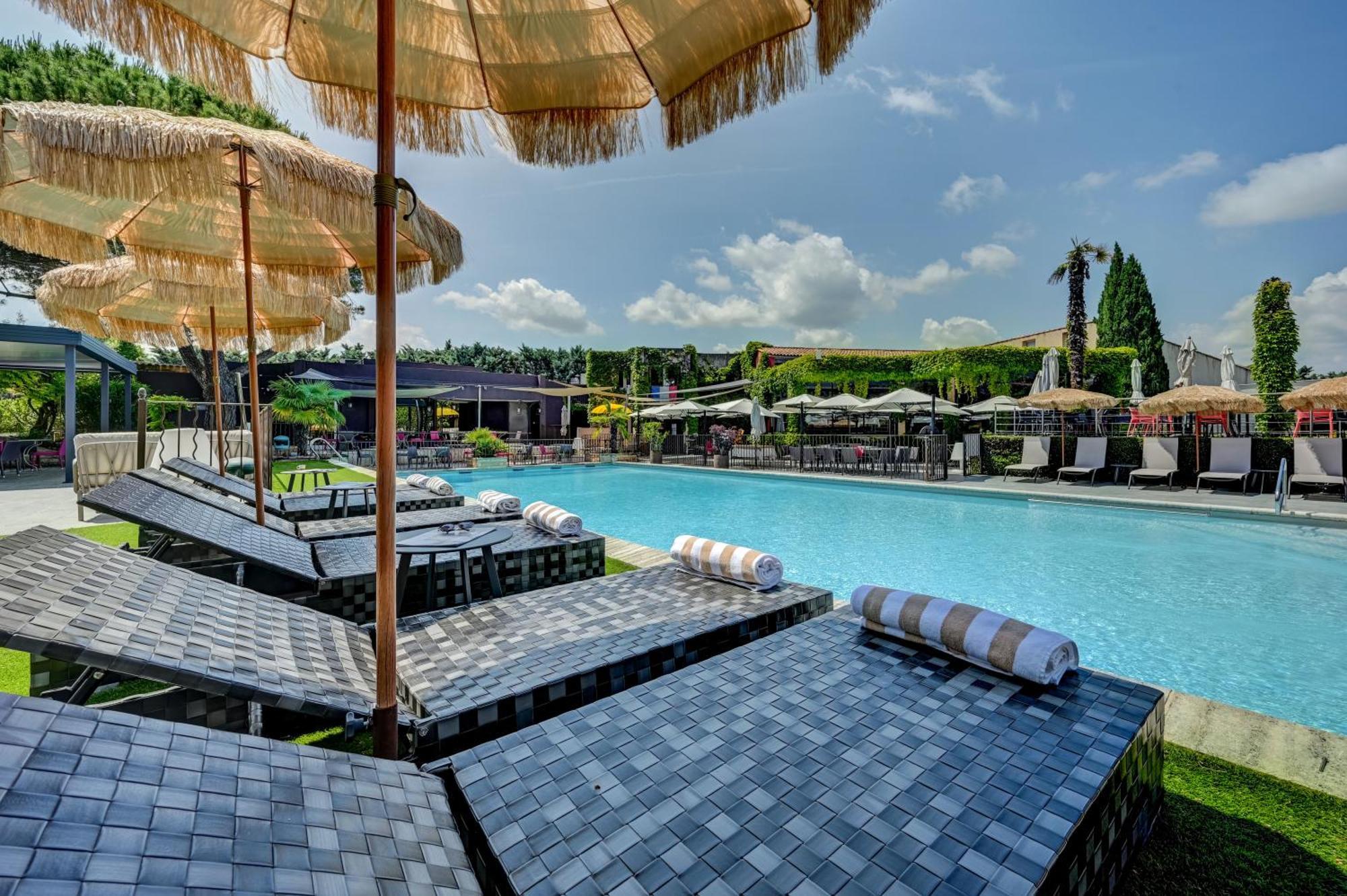 Best Western Sevan Parc Hotel Pertuis Eksteriør billede