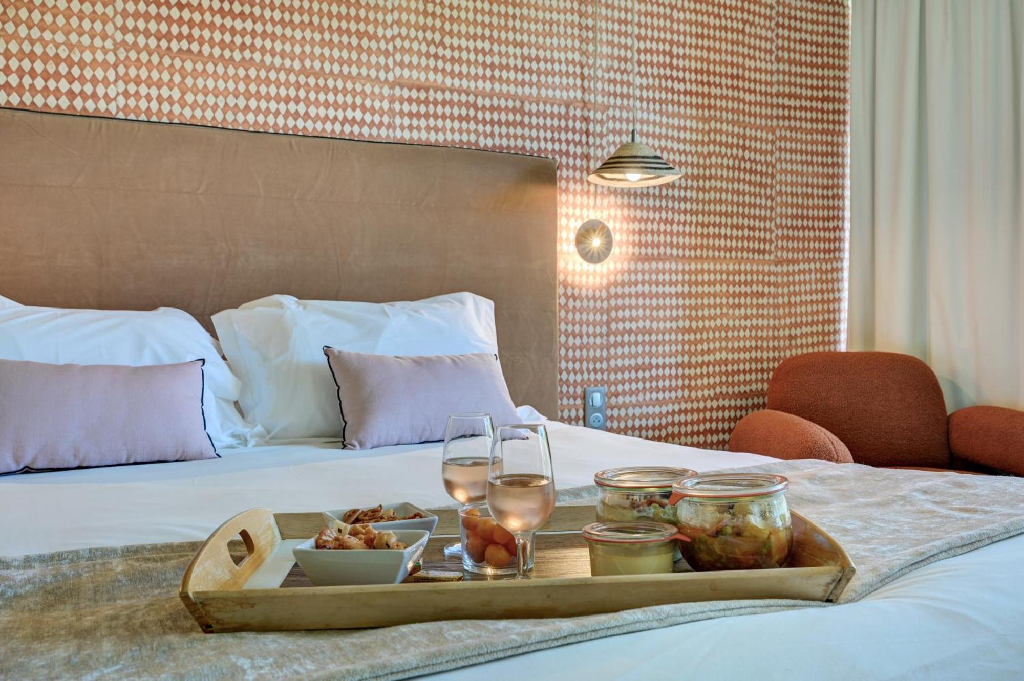 Best Western Sevan Parc Hotel Pertuis Eksteriør billede